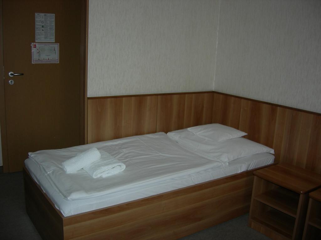 Hary Hotel Kecskemét Zimmer foto