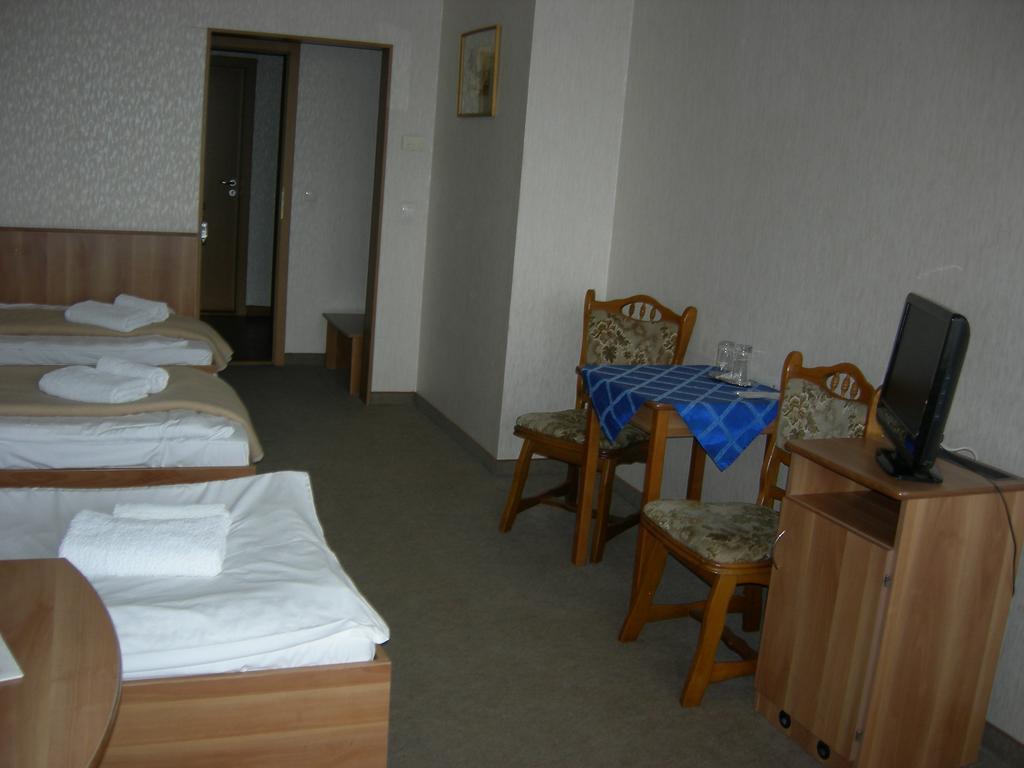 Hary Hotel Kecskemét Zimmer foto